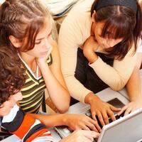 3-aplikasi-untuk-melindungi-anak-dari-cyberbully