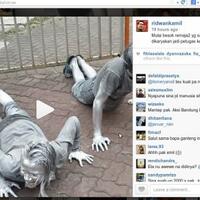 ridwan-kamil-hukum--manusia-silver--push-up-50-kali