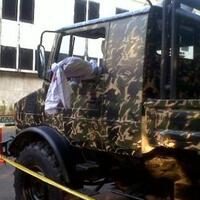 wih-ada--pocong--di-unimog-pendukung-prabowo-hatta