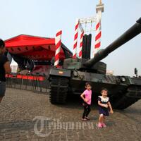 tank-leopard--panser-anoa-akan-dipamerkan-di-monas