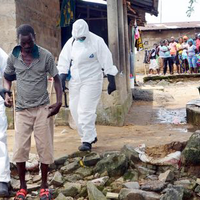 virus-ebola-membuat-orang-bangkit-dari-kematian-zombie