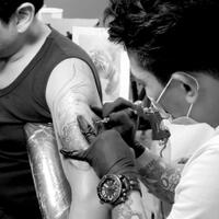 wow-cara-kerja-mesin-pembuat-tato-permanen-modern-pernah-lihat-ga