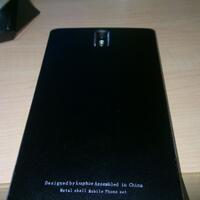 waiting-lounge-oneplus-one---neversettle