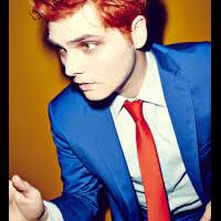 gerard-way-sulit-meninggalkan-karakter-band-lama-di-album-solo