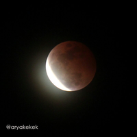 8-10-2014foto-foto-gerhana-bulan-merah-di-berbagai-negara