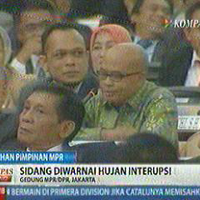 gan-kang-maman-quotilkquot-ikut-sidang-pemiihan-ketua-mpr