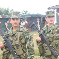 wiu-woman-in-unifporm