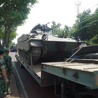 13-tank-marder-jerman-bakal-tiba-di-markas-yonif-413-bremoro