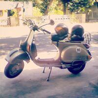 ask-cew-suka-gk-naik-vespa