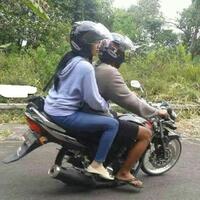 ciri-ciri-pengendara-motor-alay