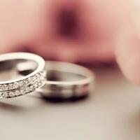 kenapa-cincin-pernikahan-itu-ditaruh-di-jari-manis