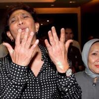 susi-pudjiastuti-jangan-ganggu-lagi-saya-mau-kerja