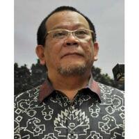 zzzz-aneh-la-nyalla-sebut-indra-sjafri-bukannya-dipecat-tapi-ditambah-ilmunya