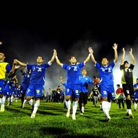 persib-we-ll-stay-behind-you-lagu-persib-maung-bandung