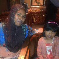 kisah-imas-berjuang-merawat-putrinya-yang-belum-bisa-jalan-di-usia-7-tahun