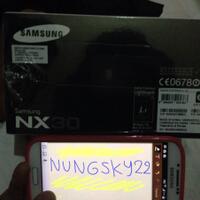 dijual-samsung-kamera-nx30-masih-baru-segel-belom-kebuka