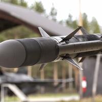raytheon-awarded-contract-to-produce-amraam-for-singapore-and-thailand