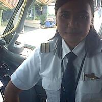 para-wanita-tangguh-yang-berprofesi-sebagai-pilot