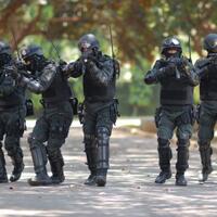 tni-terjunkan-kopassus-karena-kpk-tak-percaya-pengamanan-polisi