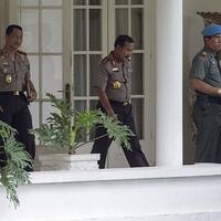 eksklusif-gaya-jokowi-minta-bambang-kpk-dilepas
