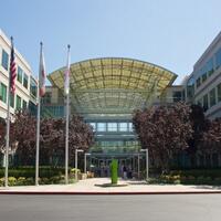 ngintip-kantor-pusat-apple-di-cupertino-california