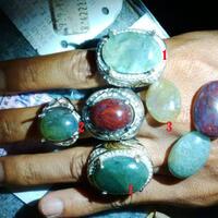 wow--calon-ratu-inggris-ternyata-kolektor-batu-akik-nusantara