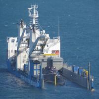 foto-vietnamese-kilo-sub-quothaiphongquot-floated-off-heavy-lift-ship-quotrolldock-starquot