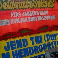 bunga-ucapan-selamat-buat-budi-waseso-cuma-dari-hendropriyono-doang