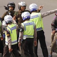 masih-ada--quotsalam-tempelquot-di-bundaran-hi--5-polisi-di-stafkan