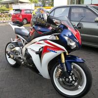 mari-mengenal-honda-cbr-series-modern-only