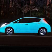 keren-gan-nissan-leaf-glow-in-the-dark