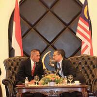 indonesia---malaysia-sepakat-untuk-tingkatkan-kerjasama-pertahanan