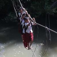 pak-dhe-coba-tanya-opa-ada-jk-dikampung-jk