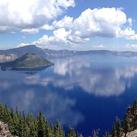 melihat-keindahan-crater-lake-danau-terdalam-di-amerika