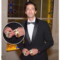 gara-gara-master-photoshop-artis-artis-ini-pake-ploduk-ploduk-indo