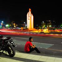 nongkrong-bareng-bulb-slow-speed-and-night-photography