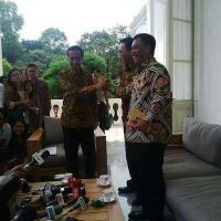 suruh-mingkem-dimediasi-jokowi-di-istana-ahok-pak-pras-bilang-jangan-banyak-omong