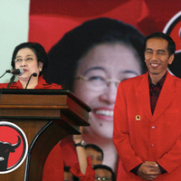 baru-nyadar-jokowi-curhat-soal-pemerintahan-ekonomi-dan-megawati-ke-pengamat