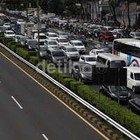 imbas-penutupan-jln--macet-parah-sergap-gatsu-gan