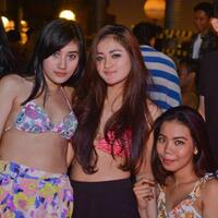foto-foto-pool-party-yang-lagi-heboh-gan