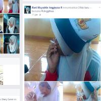 cewek-abg-sekolah-ngerokok-gaann