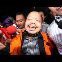 takut-meninggal-sutan-bhatoegana-minta-izin-periksa-kawat-gigi-ke-hakim