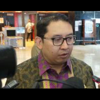 fadli-zon-mengaku-sayang-dengan-jokowi