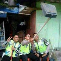 ketika-mahasiswa-koplak--polisi-arogan-adu-bacot