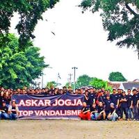 tangkap-pelaku-vandalisme-di-jogja-gansis-akan-dihadiahi-hp-baru