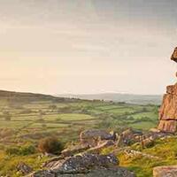 5-kisah-manusia-dikutuk-jadi-batu-paling-terkenal-di-dunia