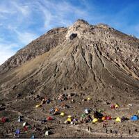mahasiswa-atmaja-pendaki-merapi-dilaporkan-terjatuh-ke-jurang-kawah