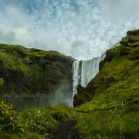 keindahan-skgafoss-waterfall-iceland