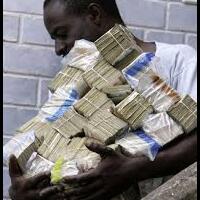 cuma-di-zimbabwe-100-triliun-dolar-hanya-dihargai-rp5000