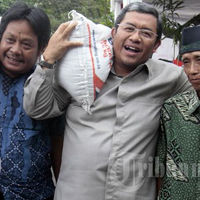 kerja-keras-tukang-panggulperekonomian-jabar-alami-pertumbuhan-terendah-sejak-2009